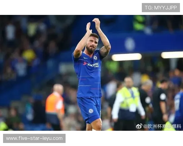 吉鲁与本泽马：终结模式分化，单点支点vs灵活游弋