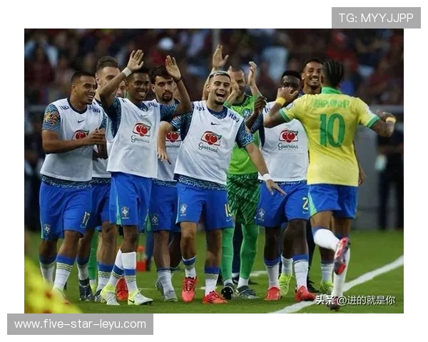 拉菲尼亚 vs 罗德里戈：巴西队右路位置之争